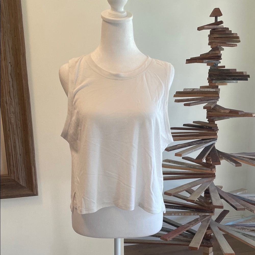White Athletic Top - Relaxed fit and Breathable Fabric